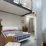 Pitti Flats Serragli Floransa