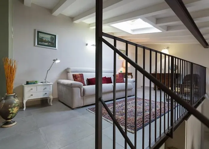 Pitti Flats Serragli *