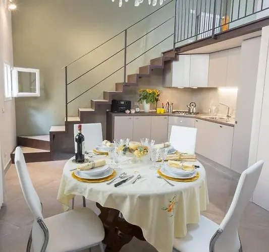 Pitti Flats Serragli Флоренция