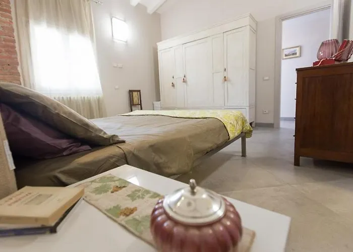 Pitti Flats Serragli Флоренция