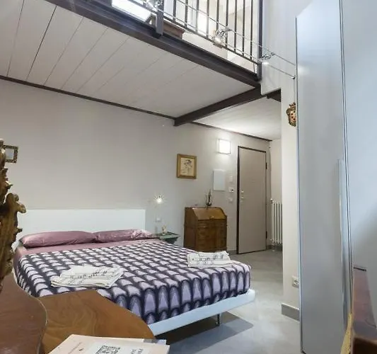 Pitti Flats Serragli Флоренция