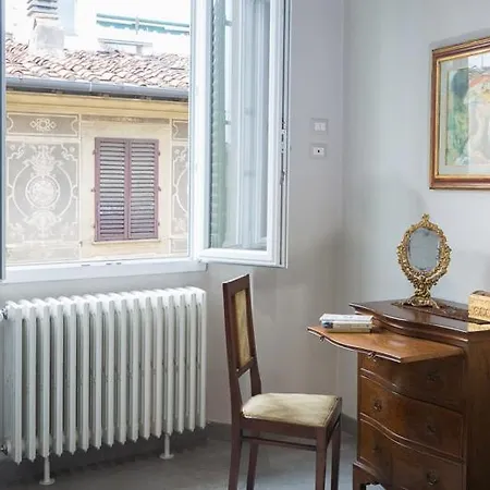 Pitti Flats Serragli Διαμέρισμα *